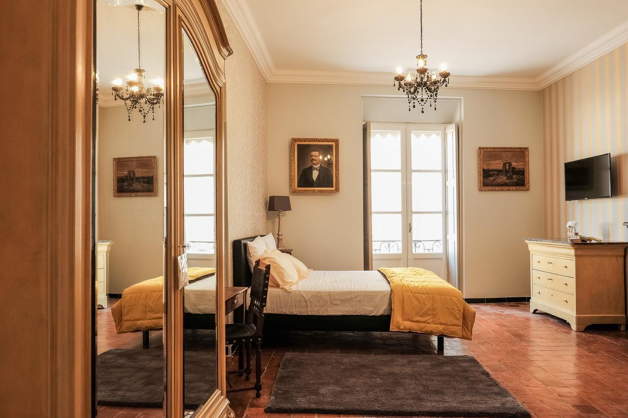 Les Suites De Peyrat Pezenas Luaran gambar
