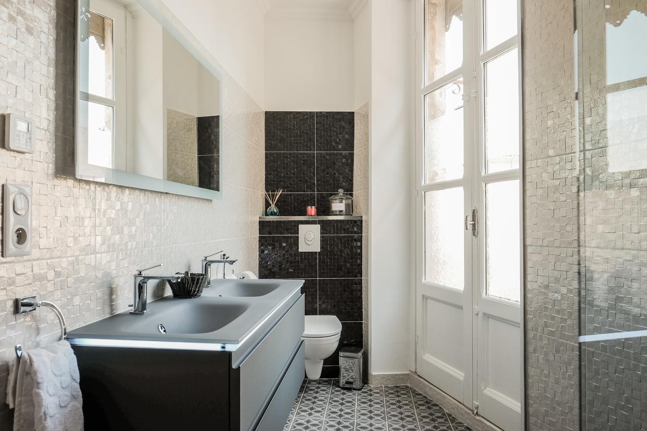 Les Suites De Peyrat Pezenas Luaran gambar